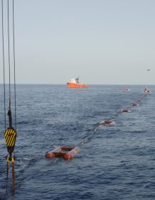 Reconnection of BLOCK-2 Riser Platform pipelines at the LAM oil and gas field